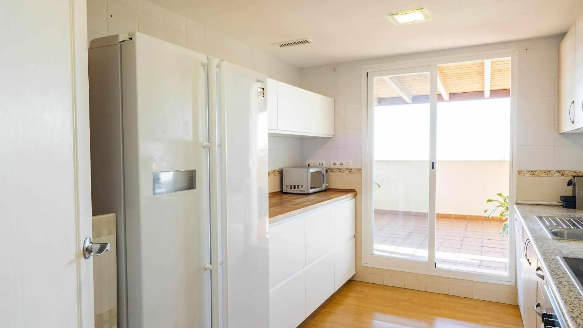 Atico Con Vistas Al Mar Piscina Y Parking Apartment Malaga