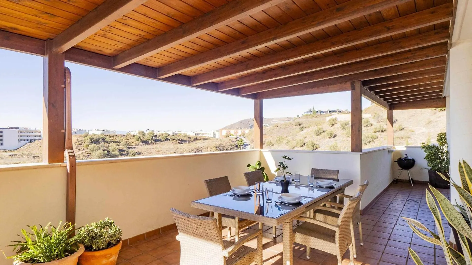 Atico Con Vistas Al Mar Piscina Y Parking Apartment Malaga Spain